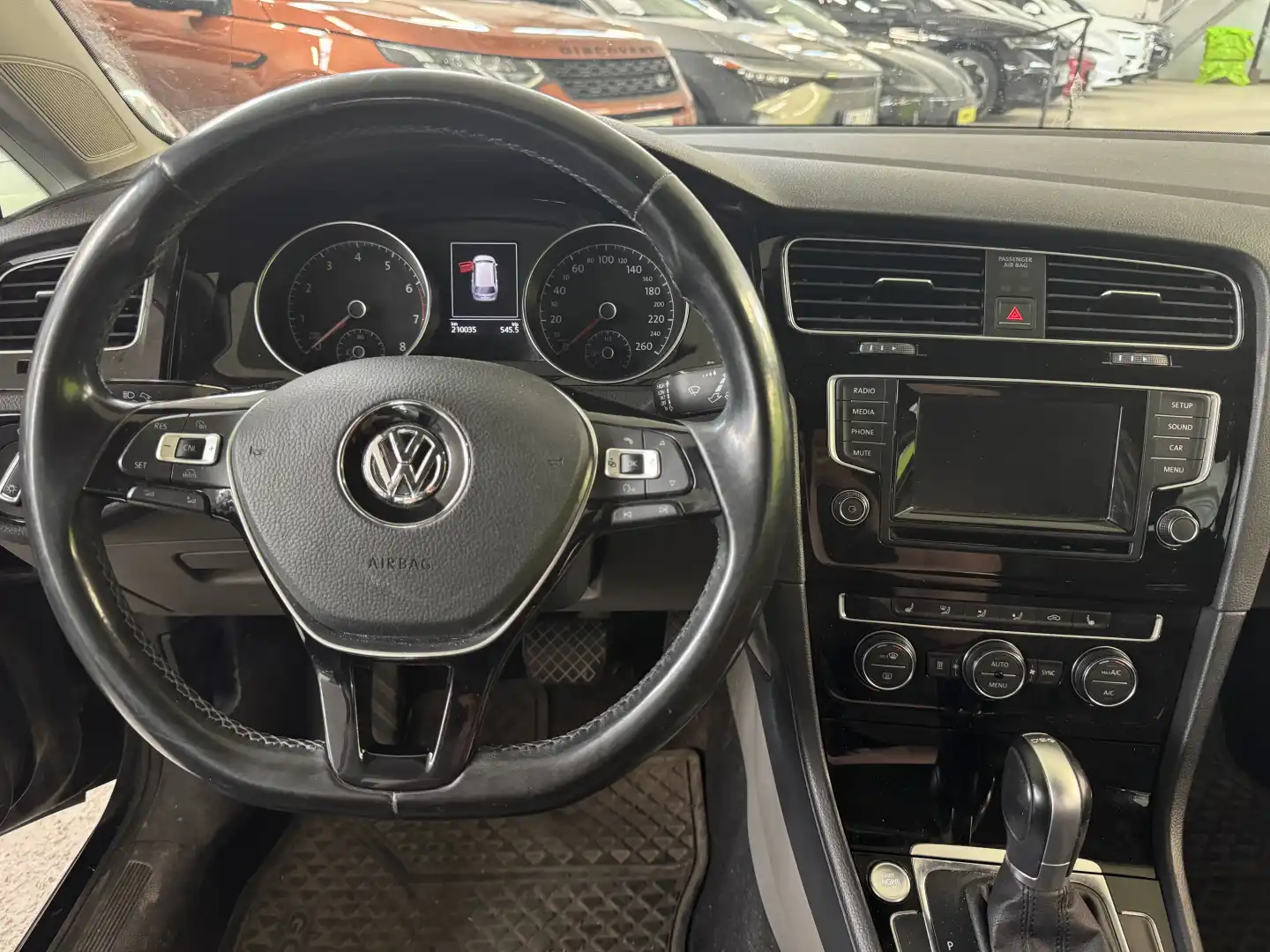 car-image