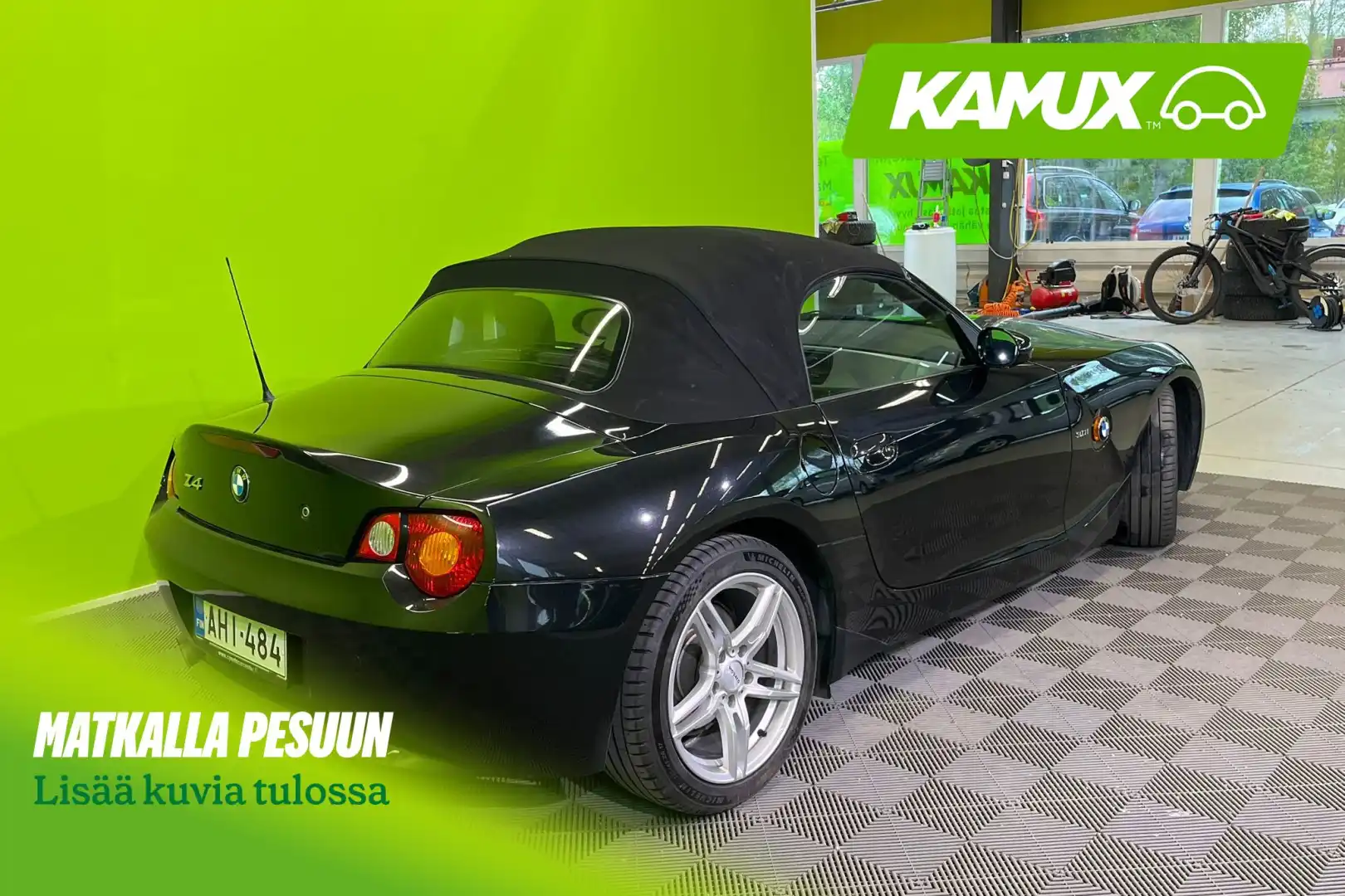 car-image