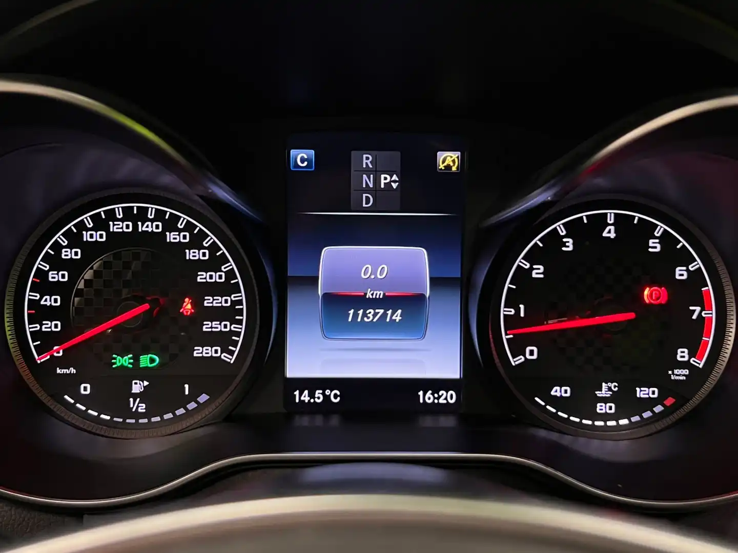 car-image