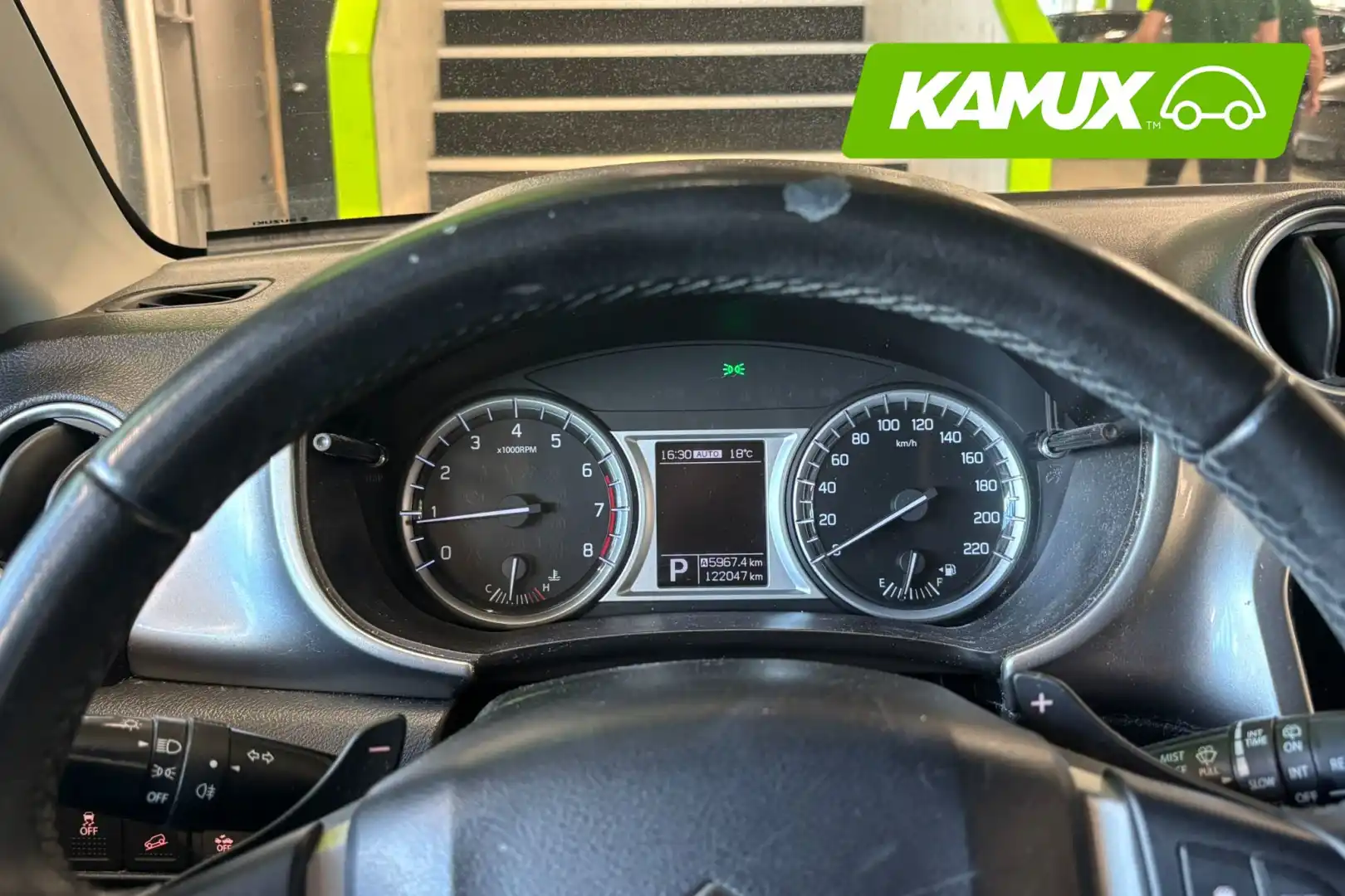 car-image
