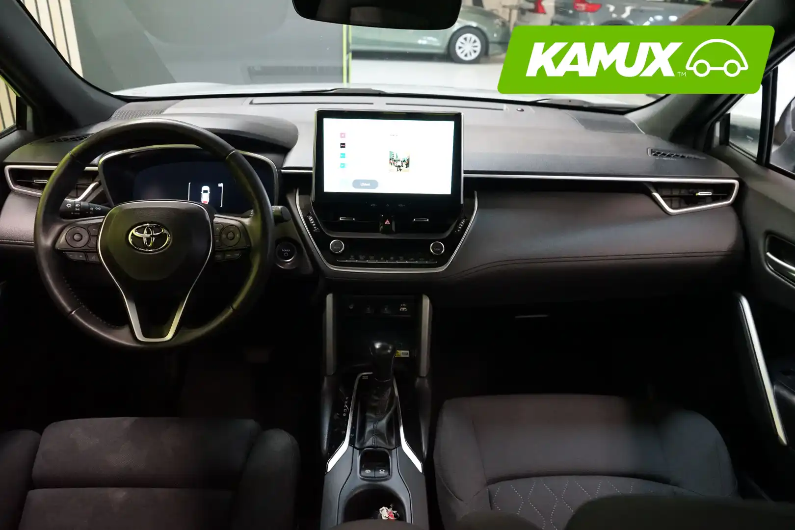 car-image