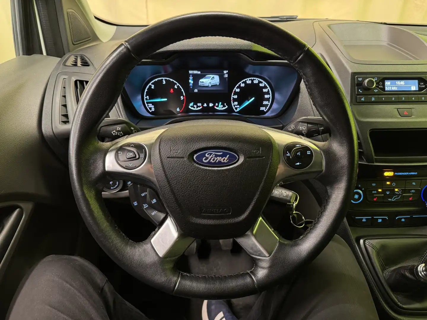 car-image
