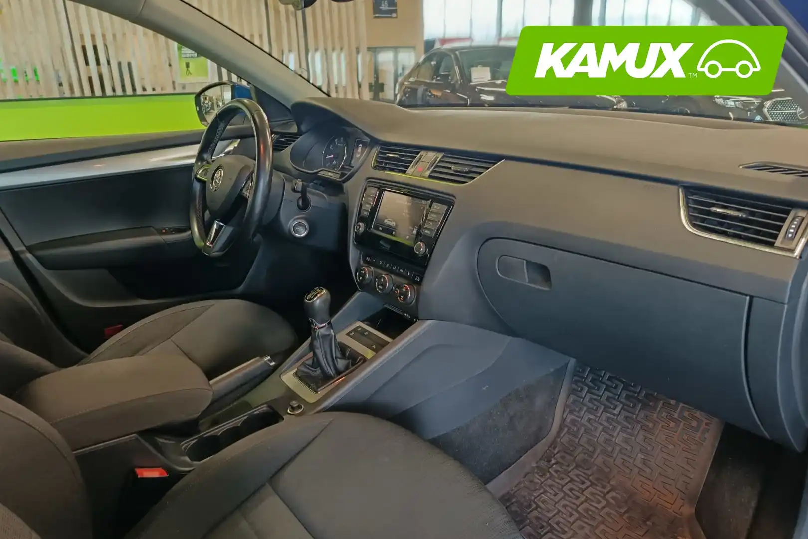 car-image