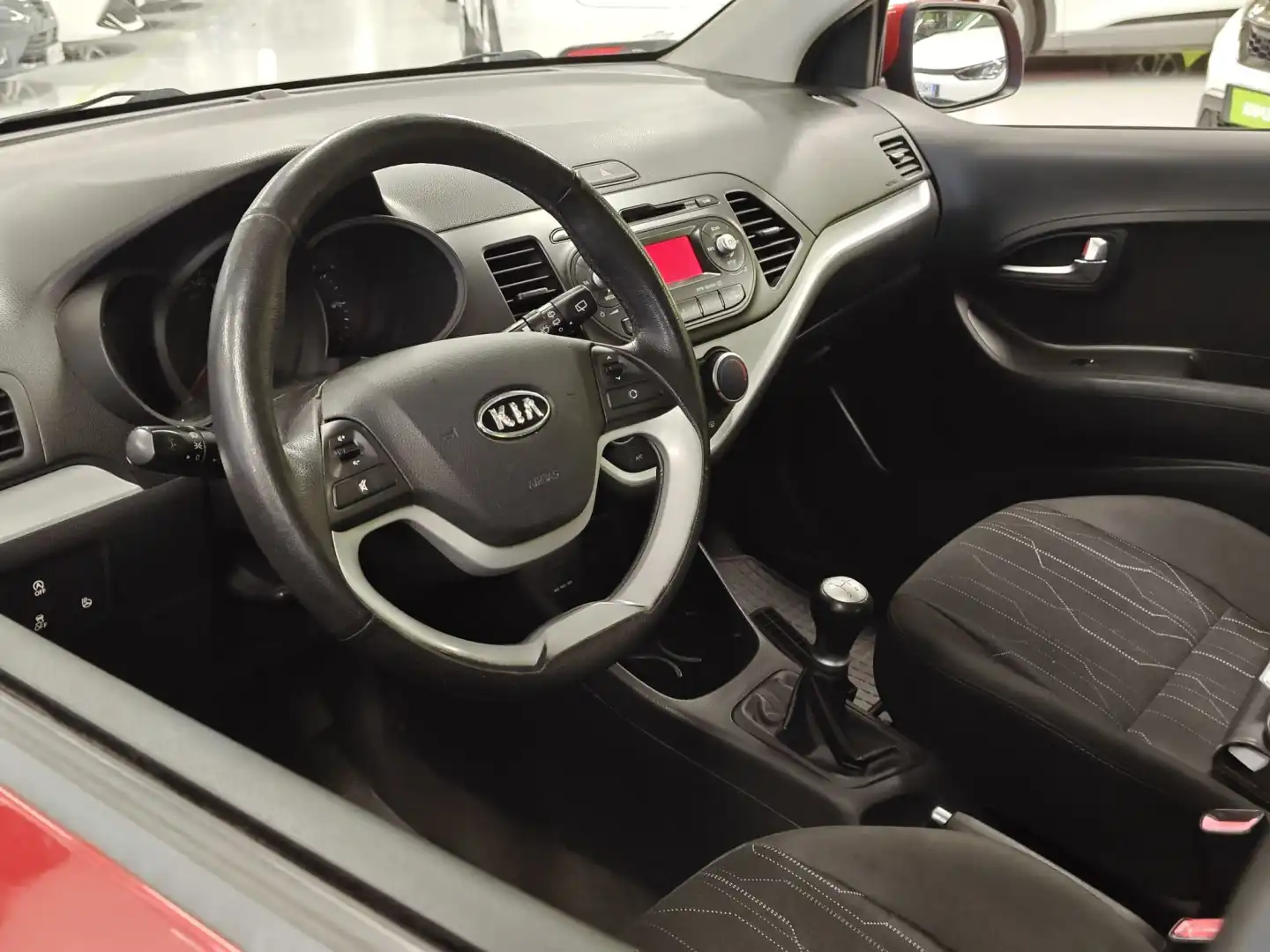 car-image