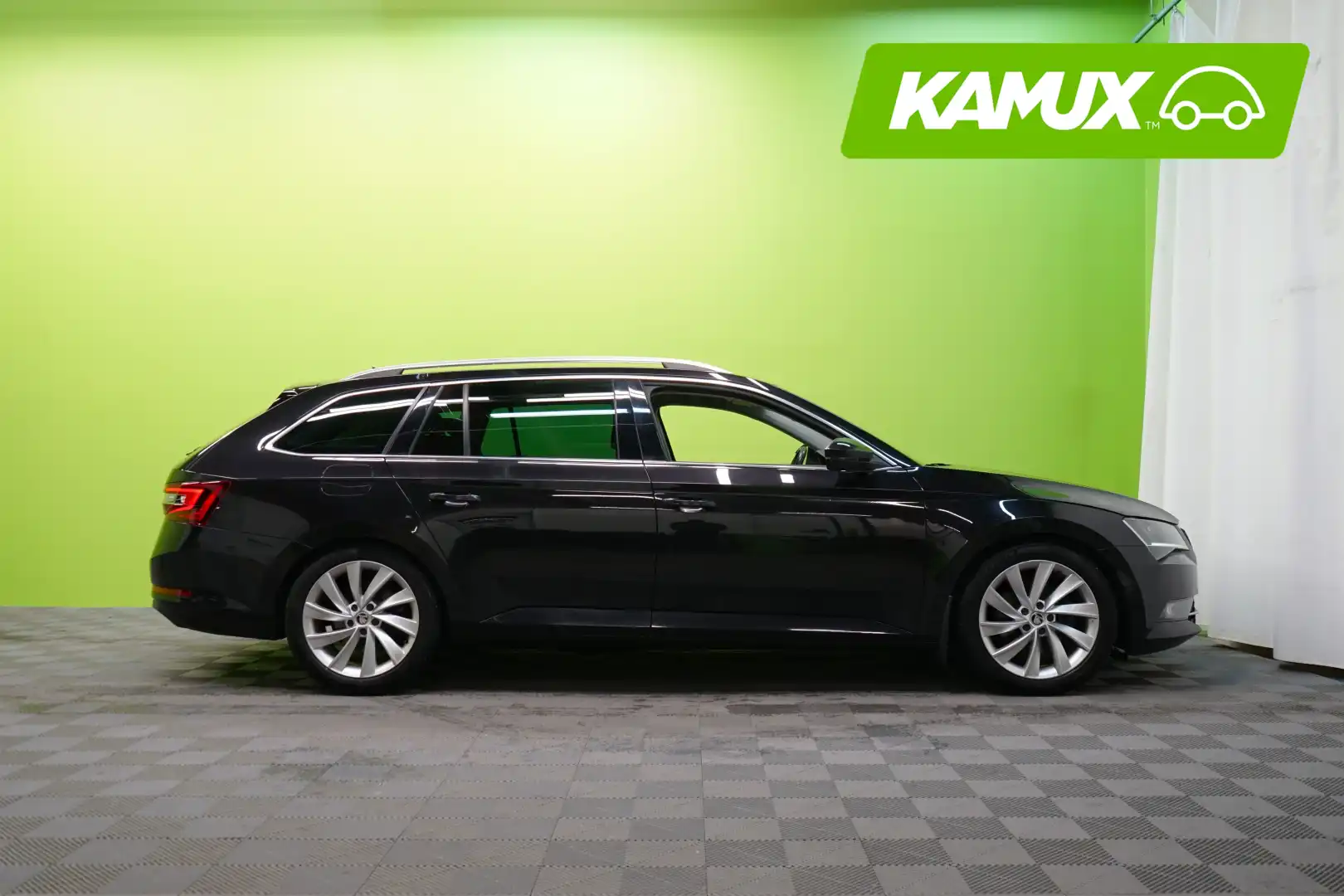 car-image