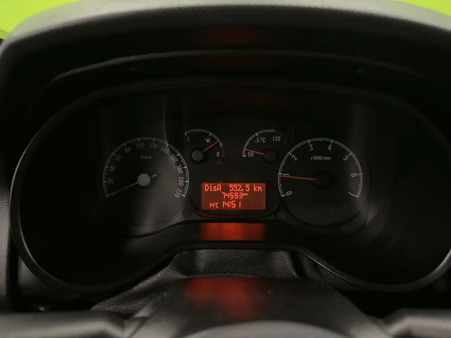 car-image