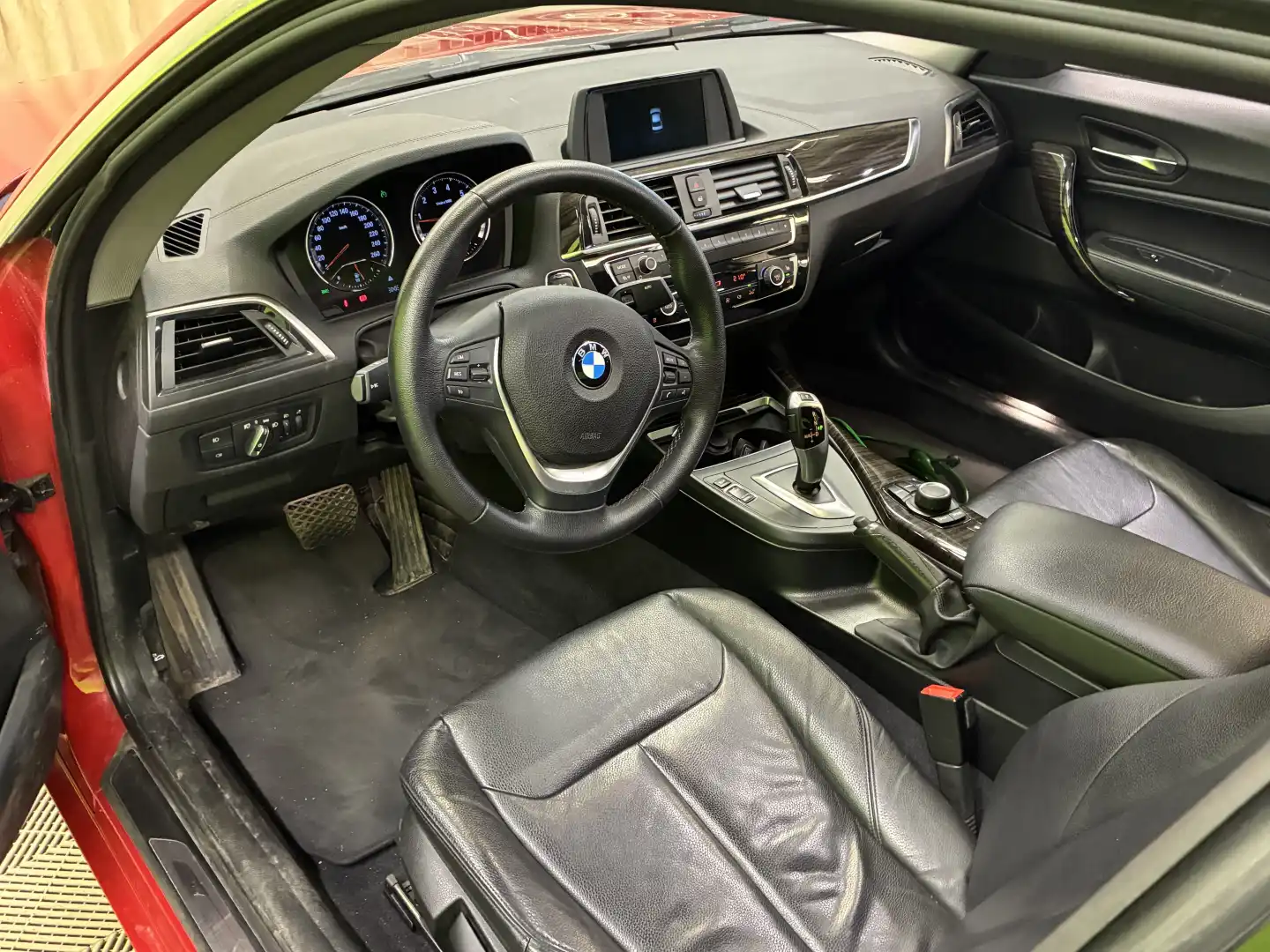 car-image