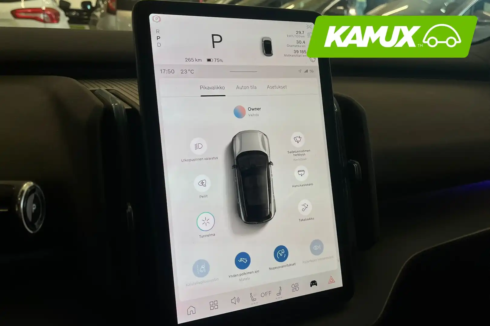 car-image