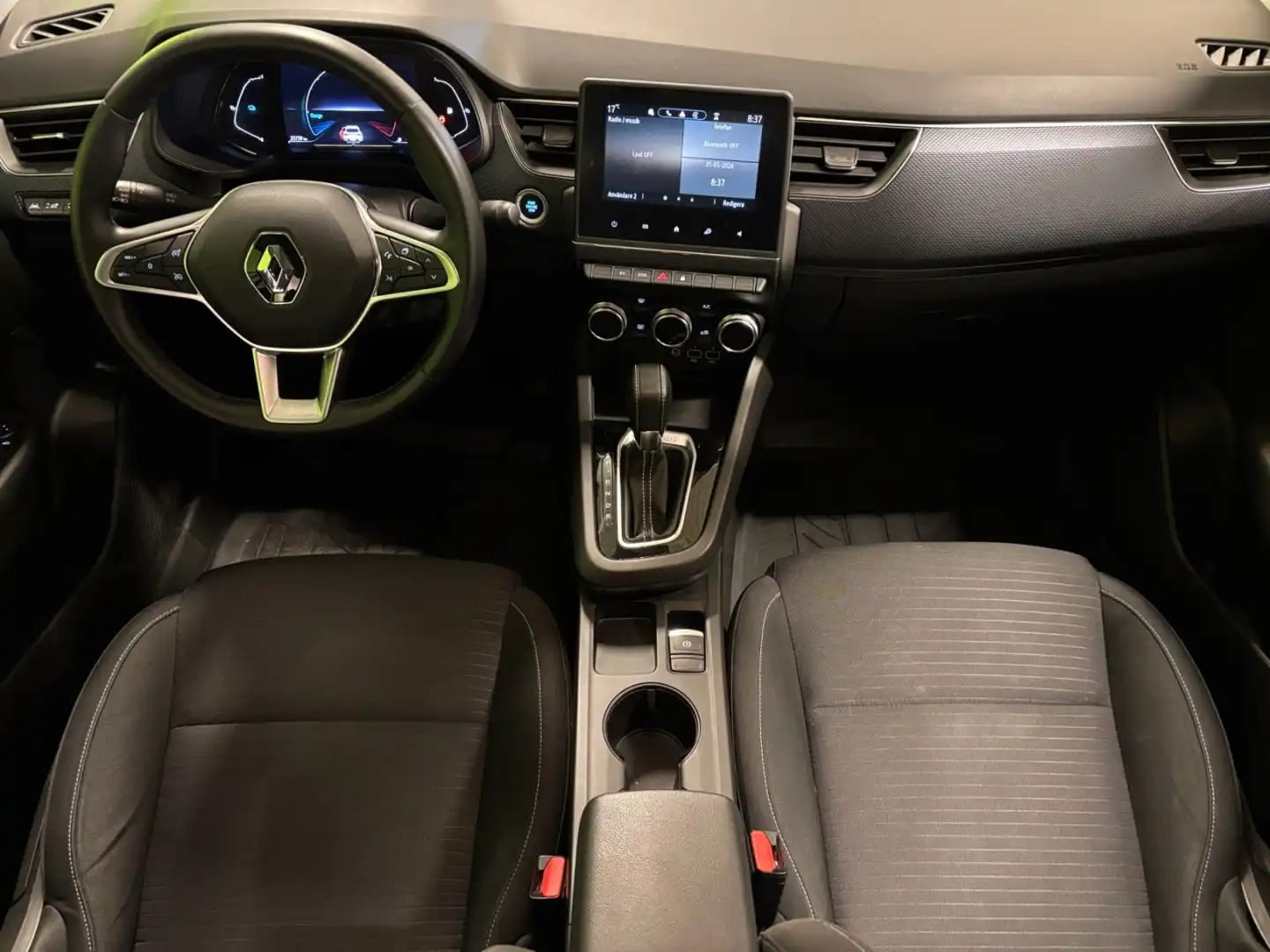 car-image