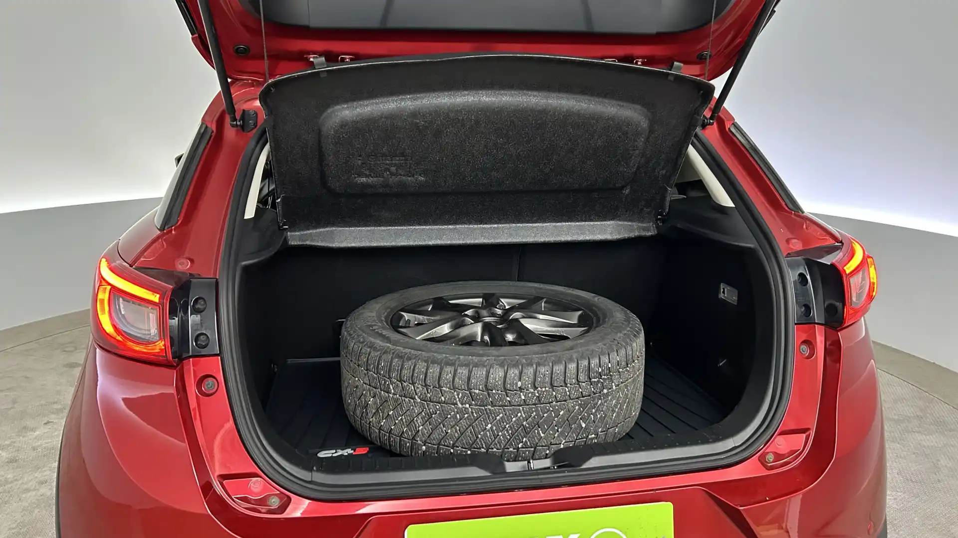 car-image