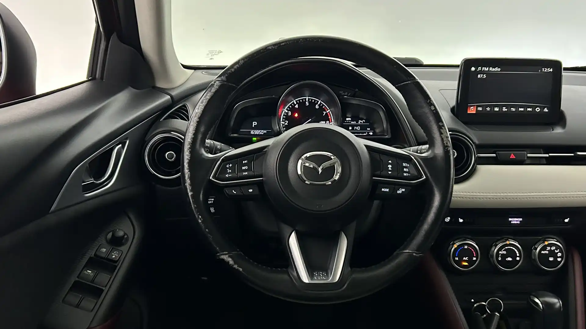 car-image