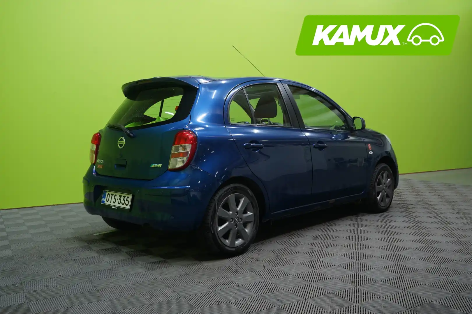 car-image