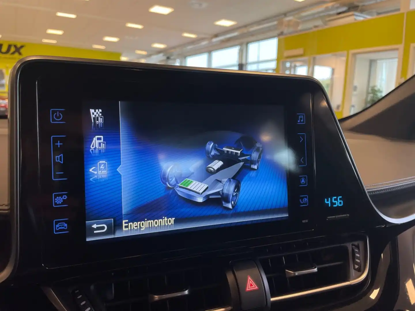 car-image