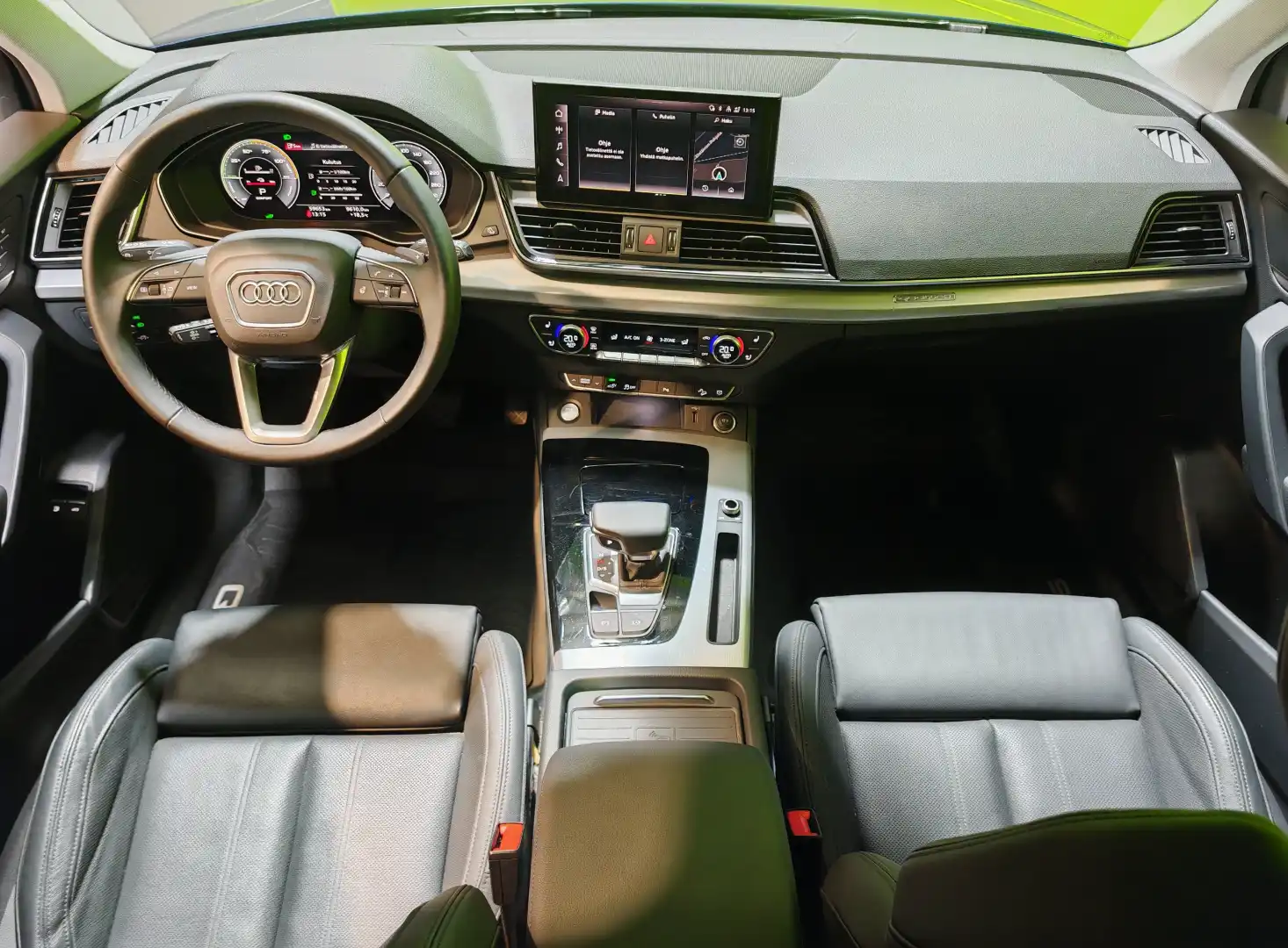 car-image
