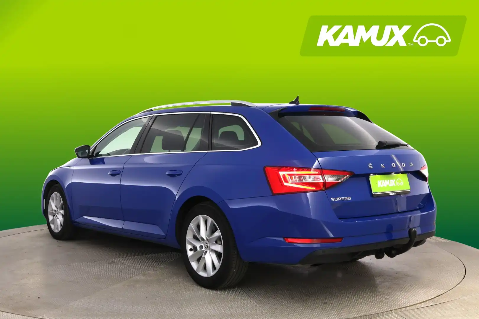 car-image