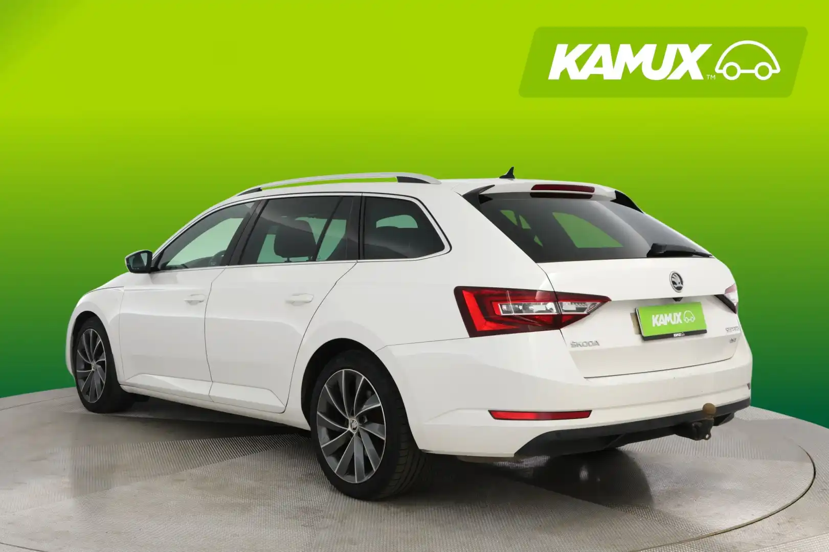 car-image