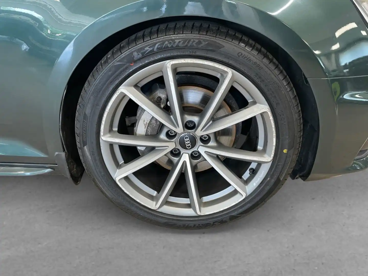 car-image