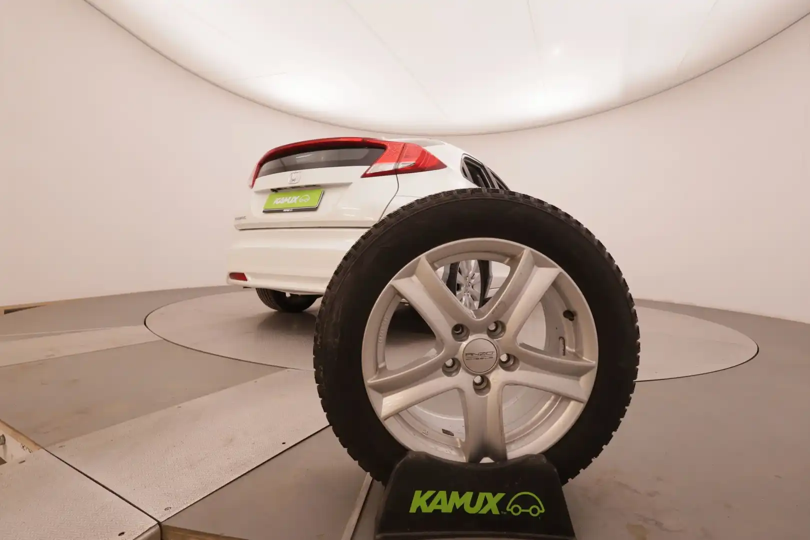 car-image
