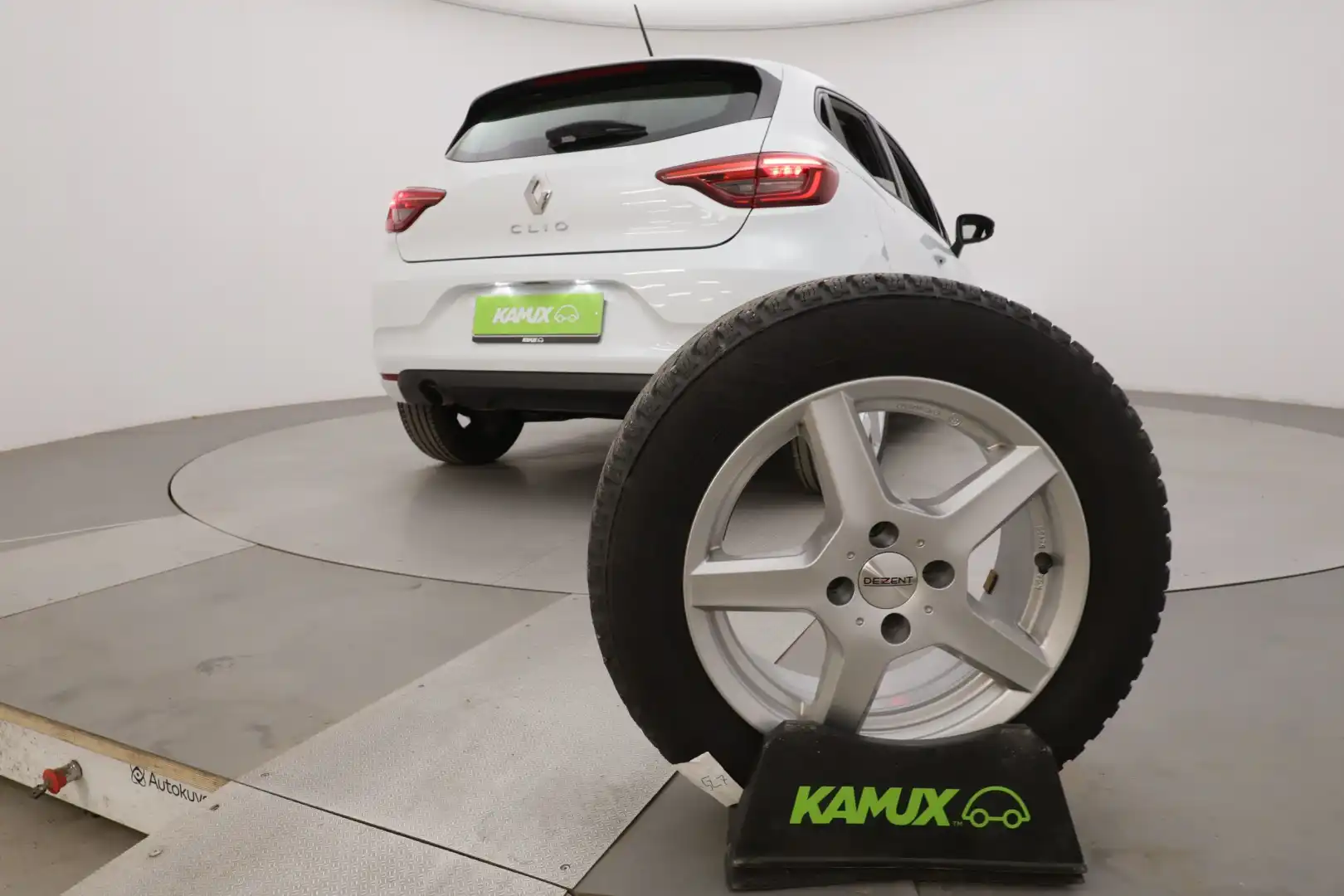 car-image