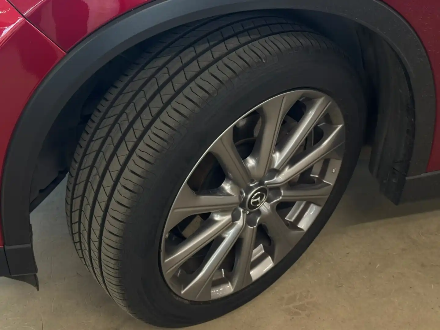 car-image