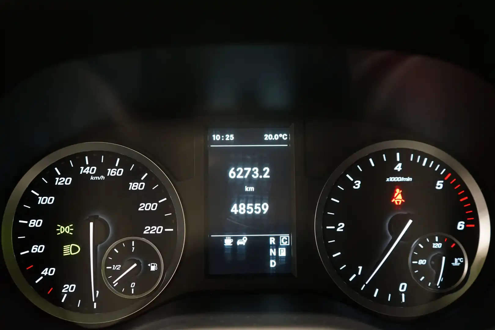 car-image