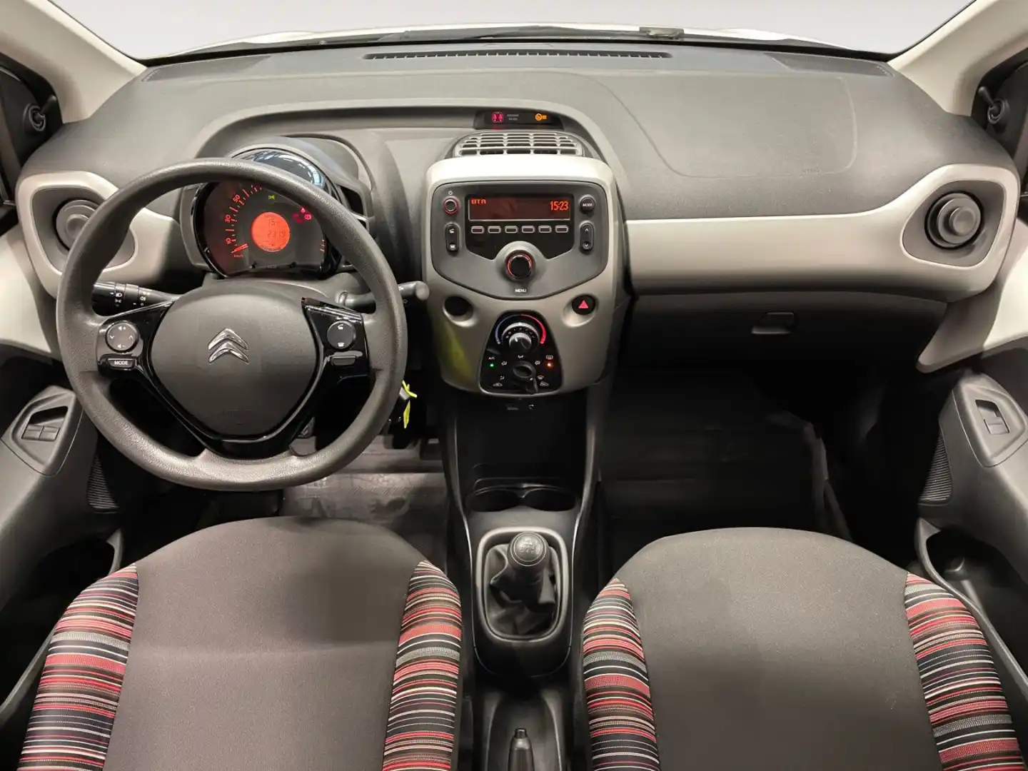 car-image