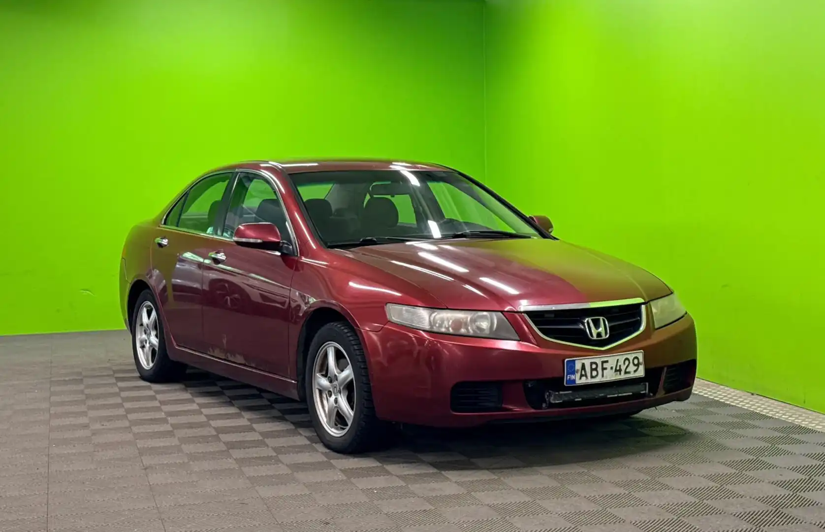 car-image