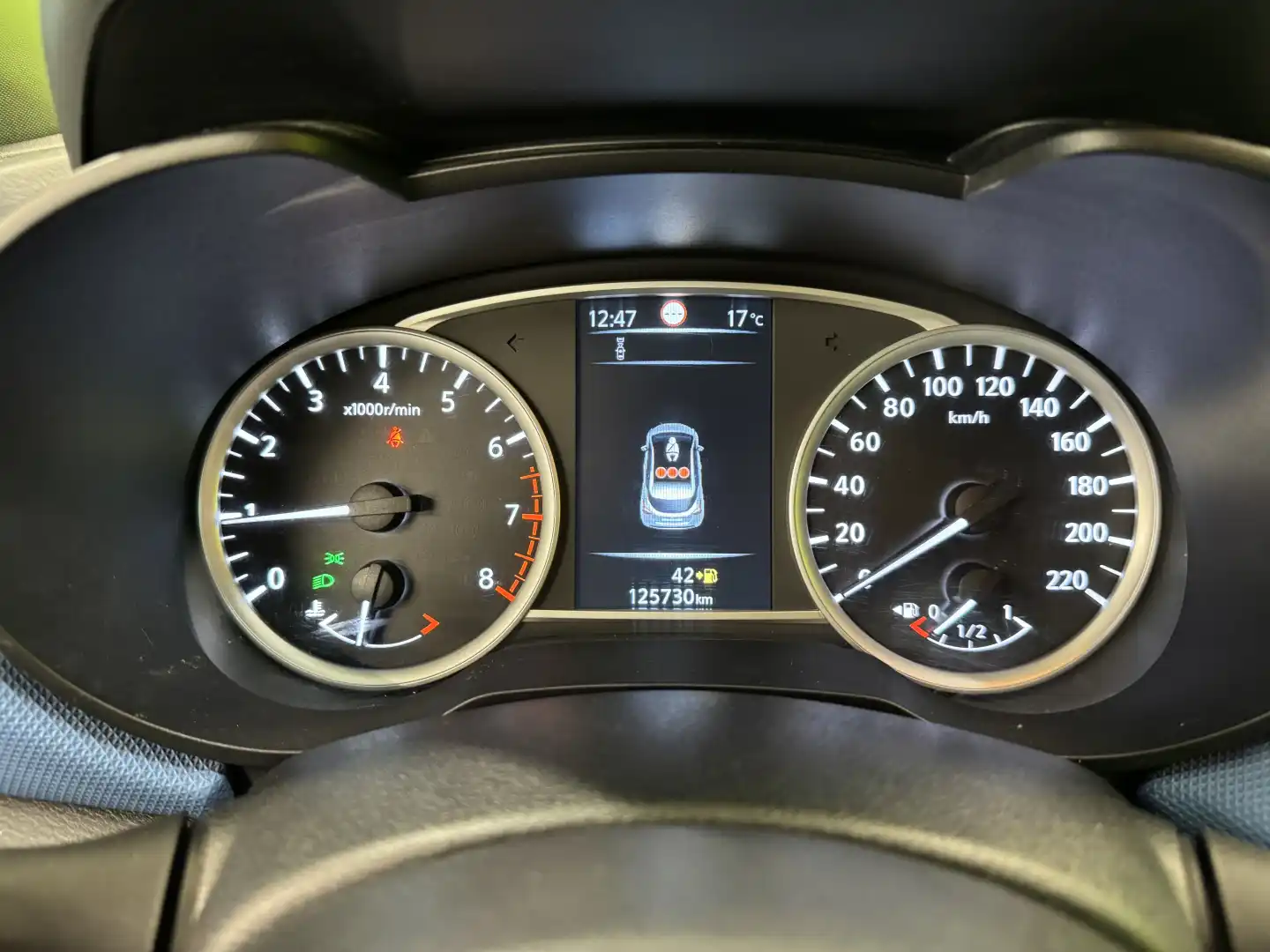 car-image
