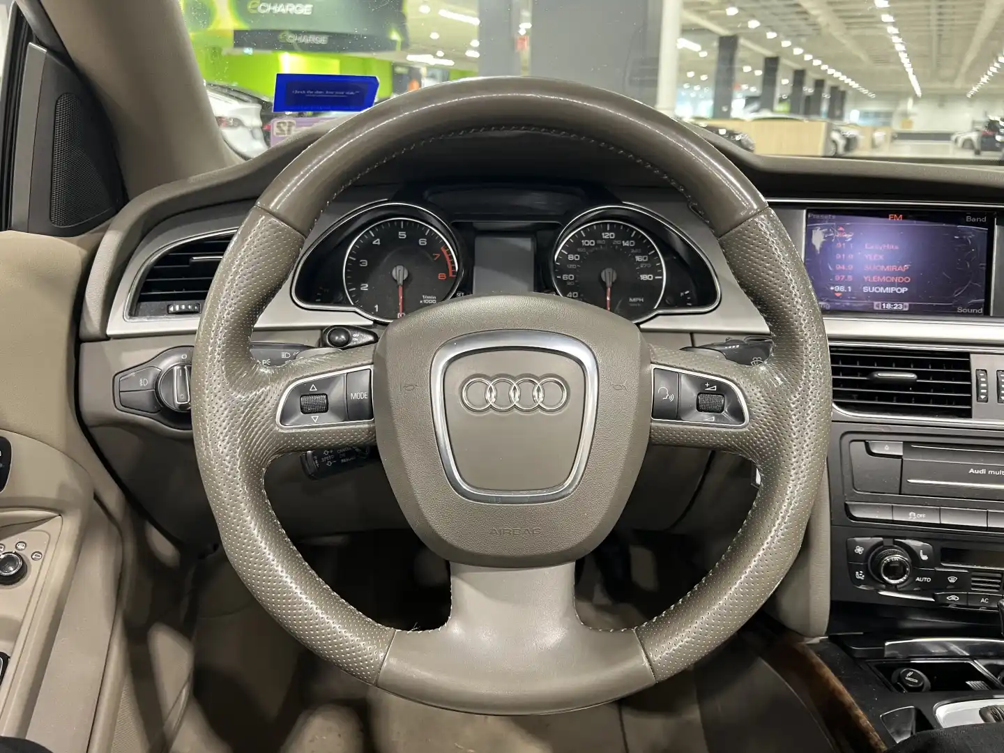 car-image