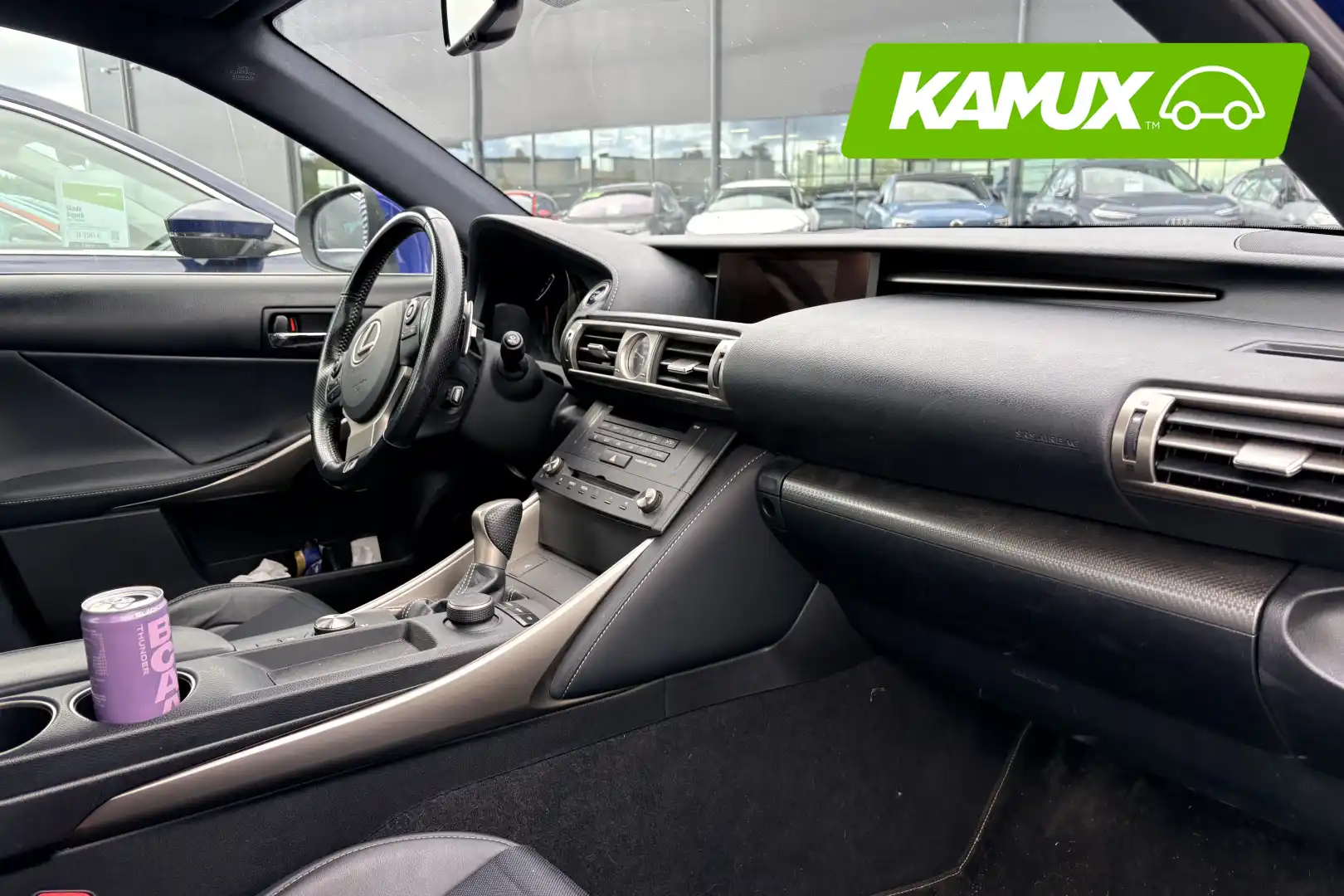 car-image