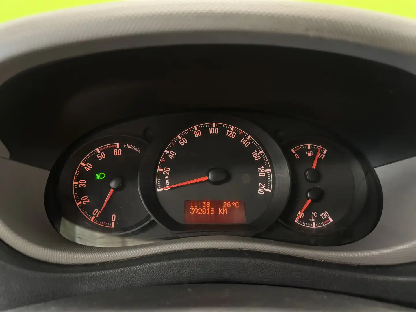 car-image