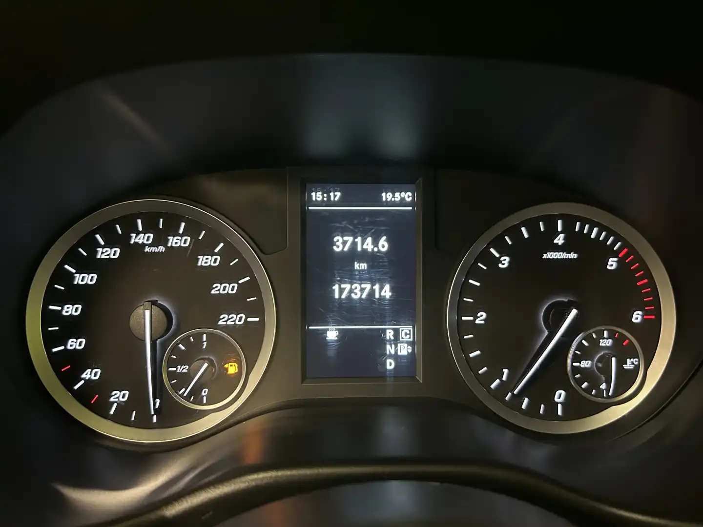 car-image