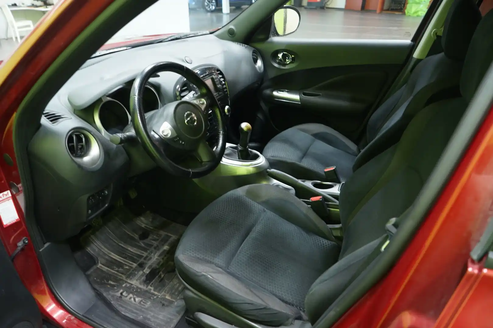 car-image