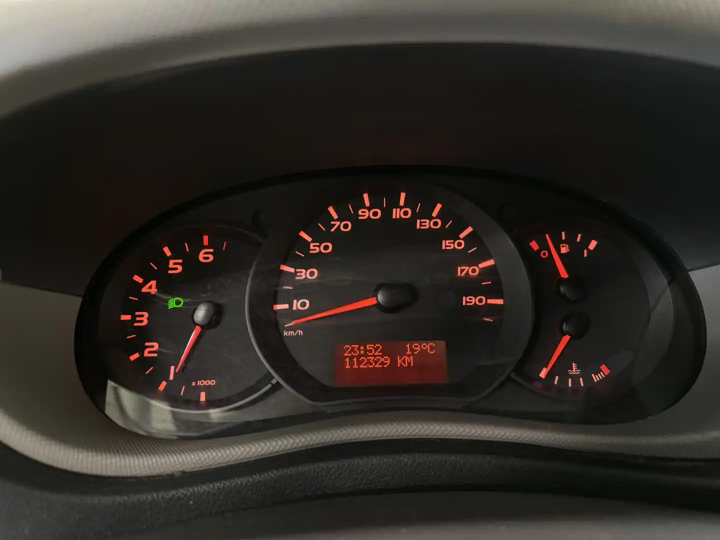 car-image