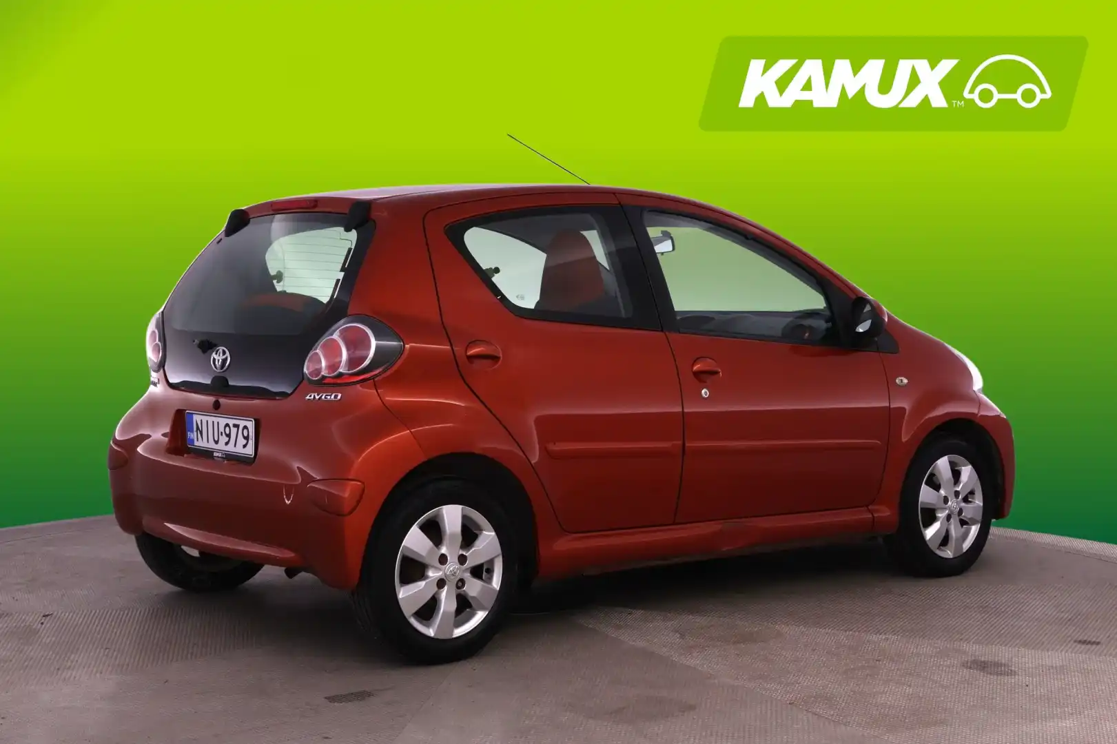 car-image