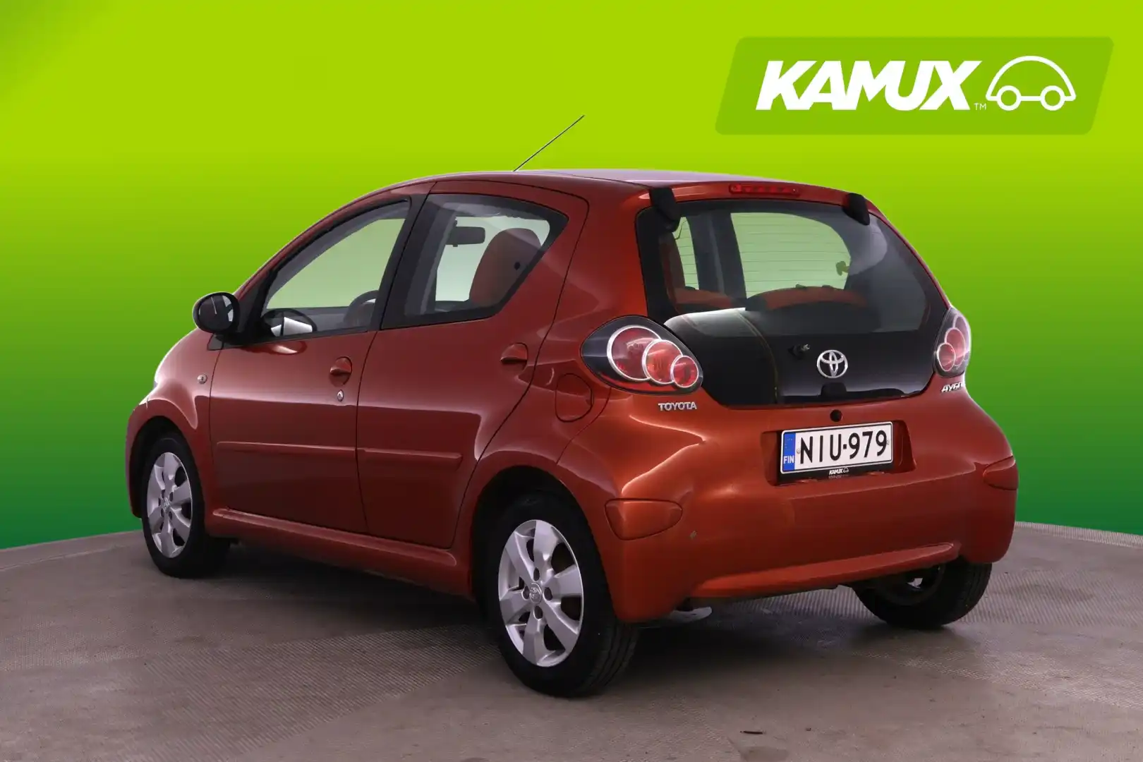 car-image