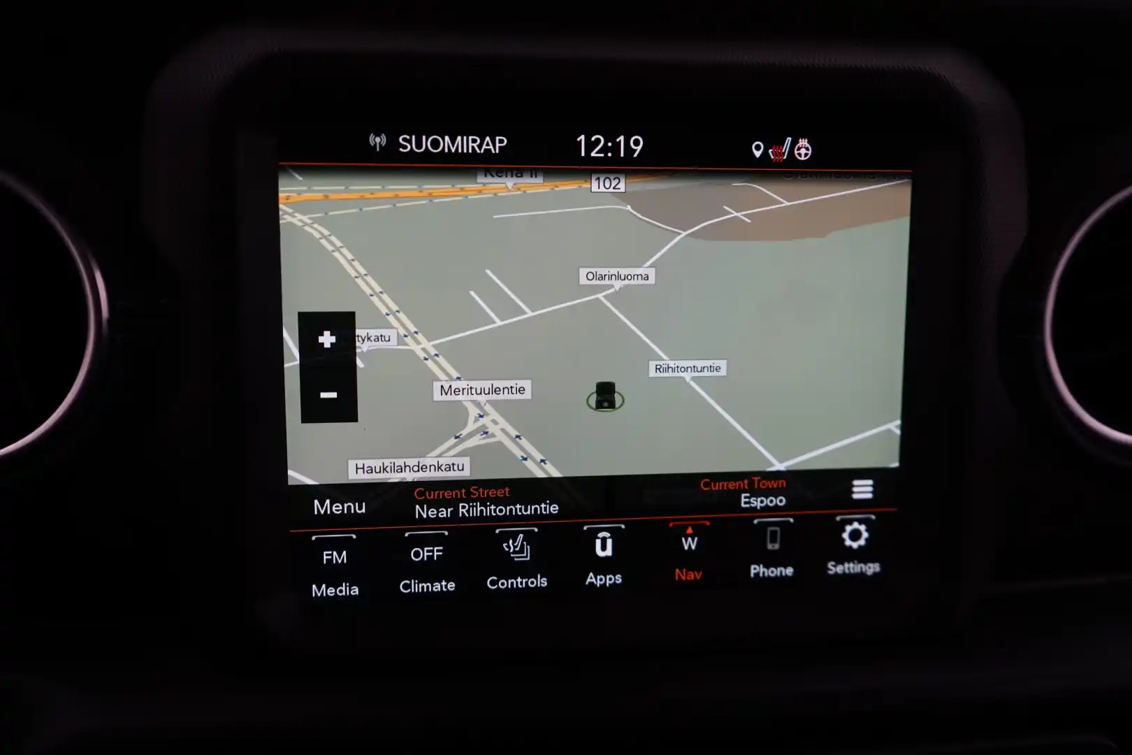 car-image