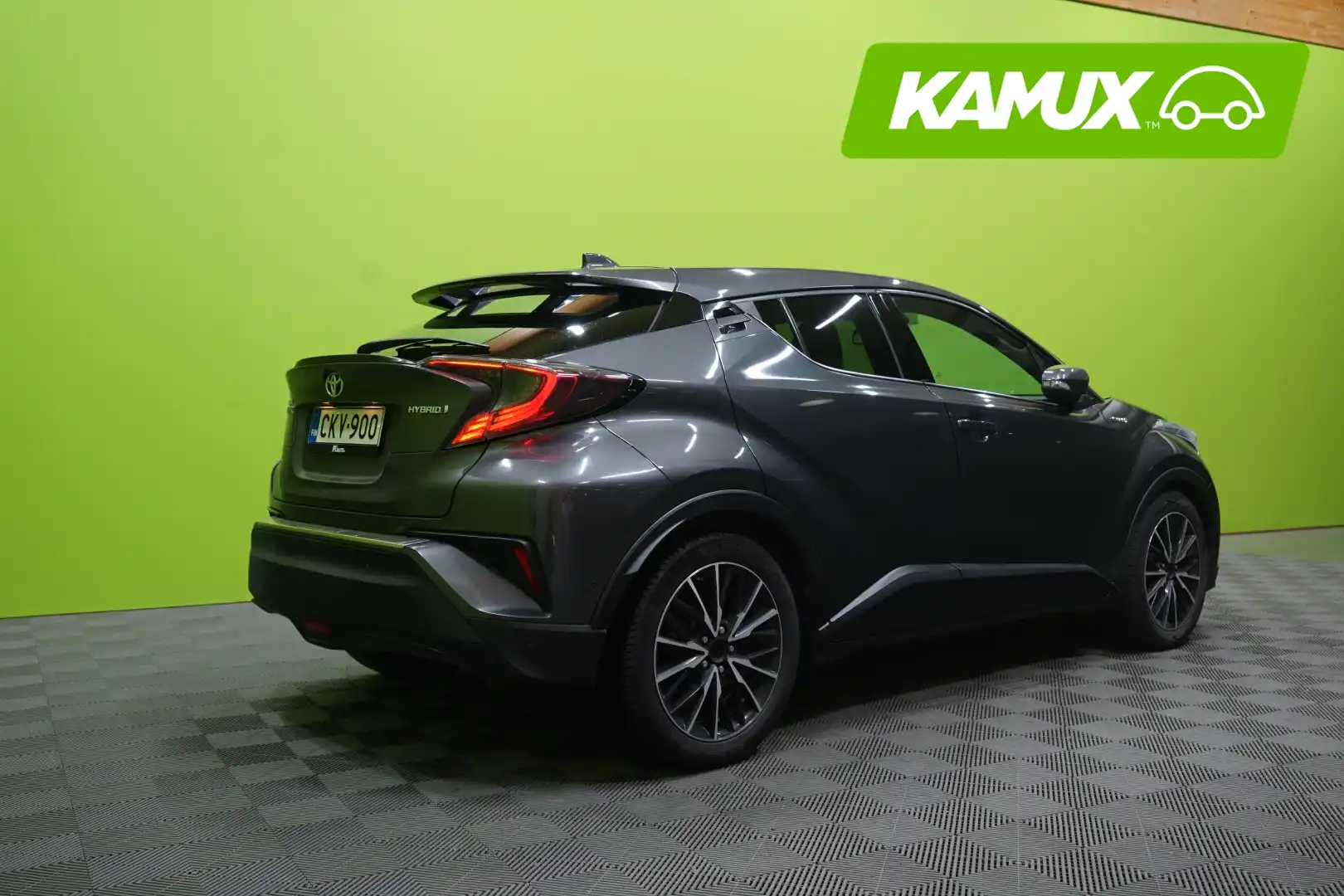 car-image