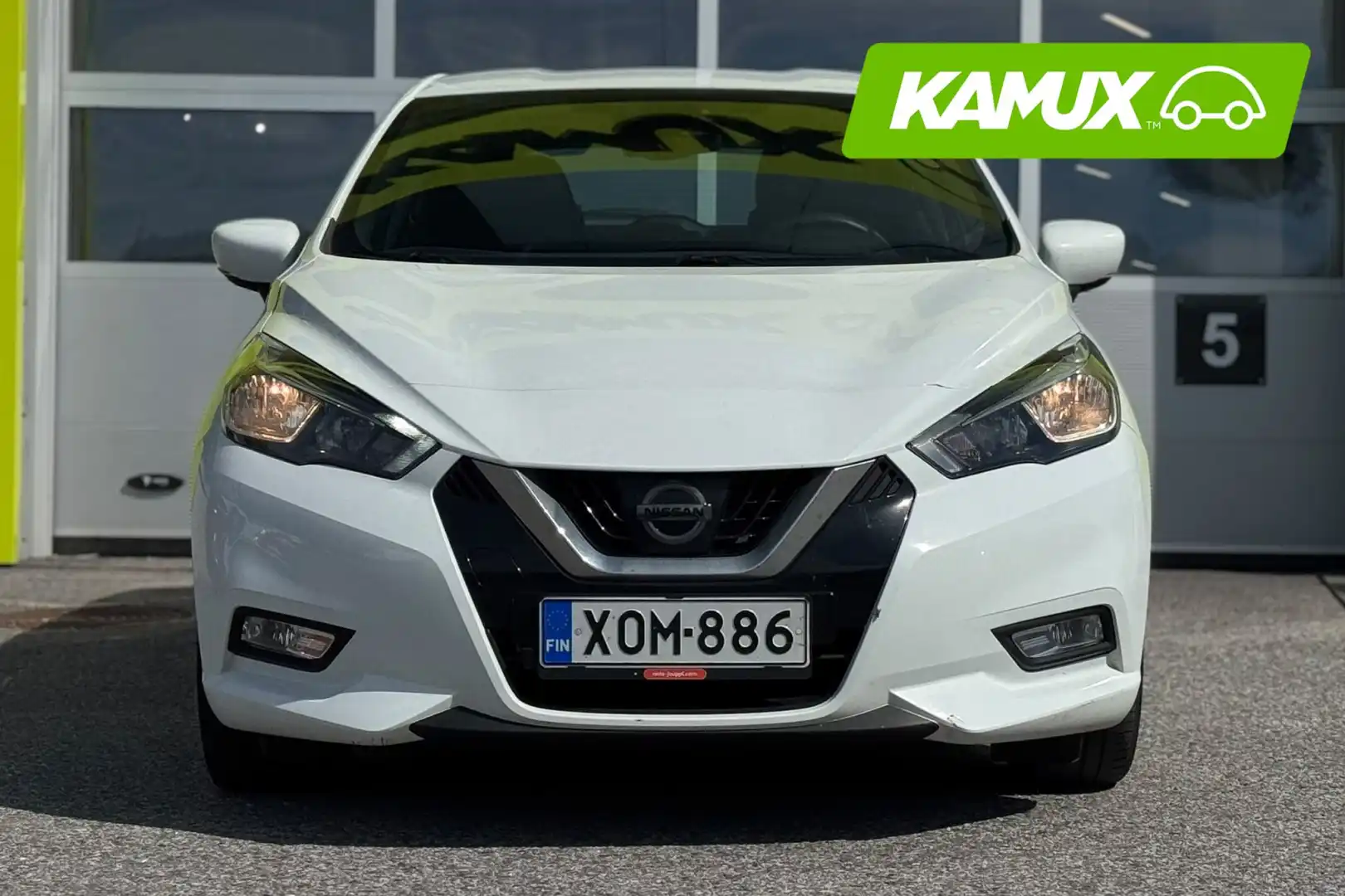 car-image