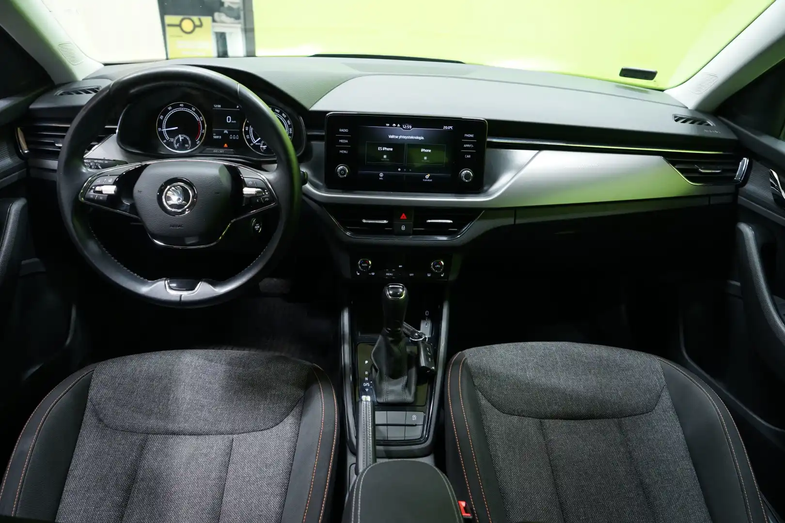 car-image
