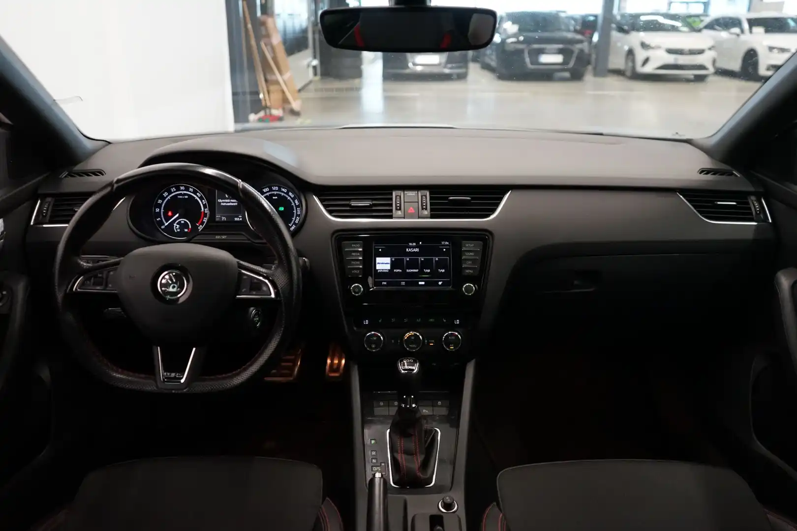car-image