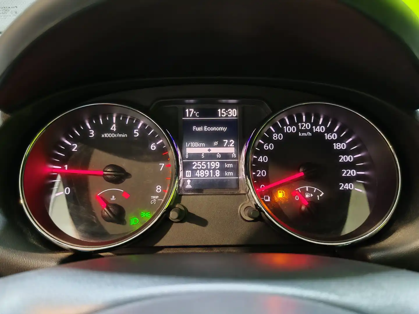 car-image