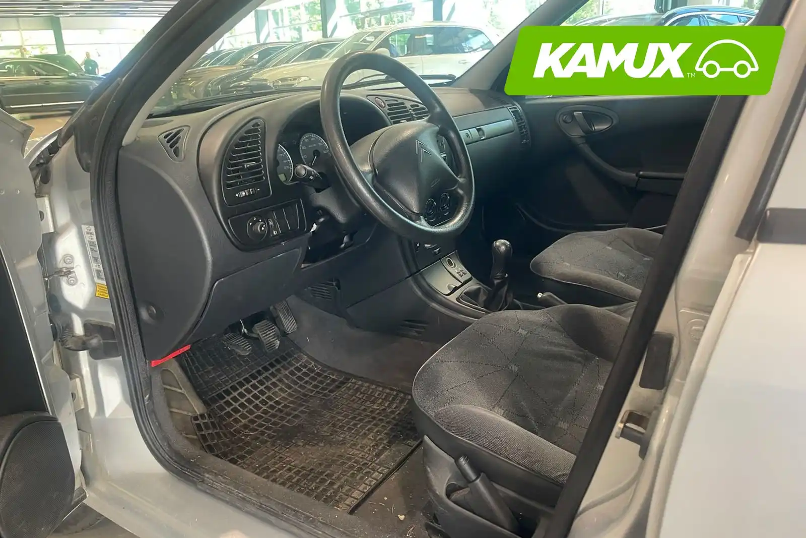 car-image