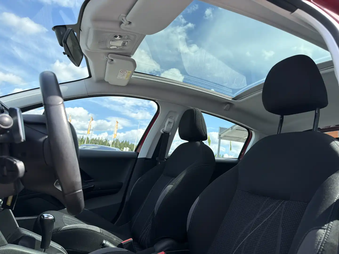 car-image