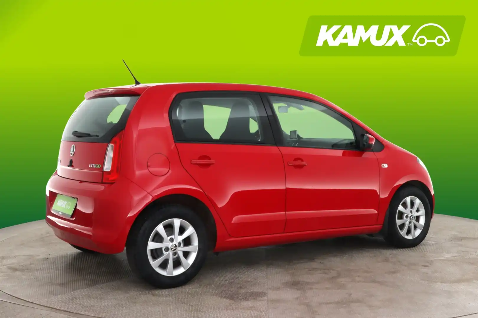 car-image