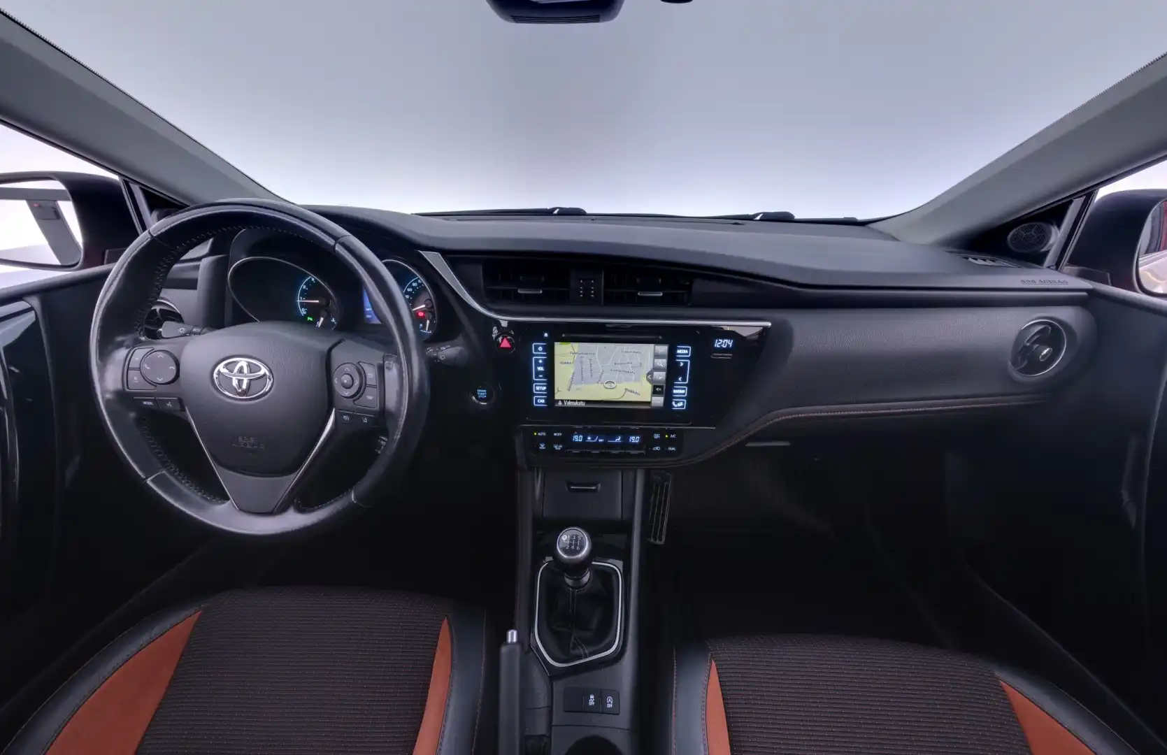 car-image