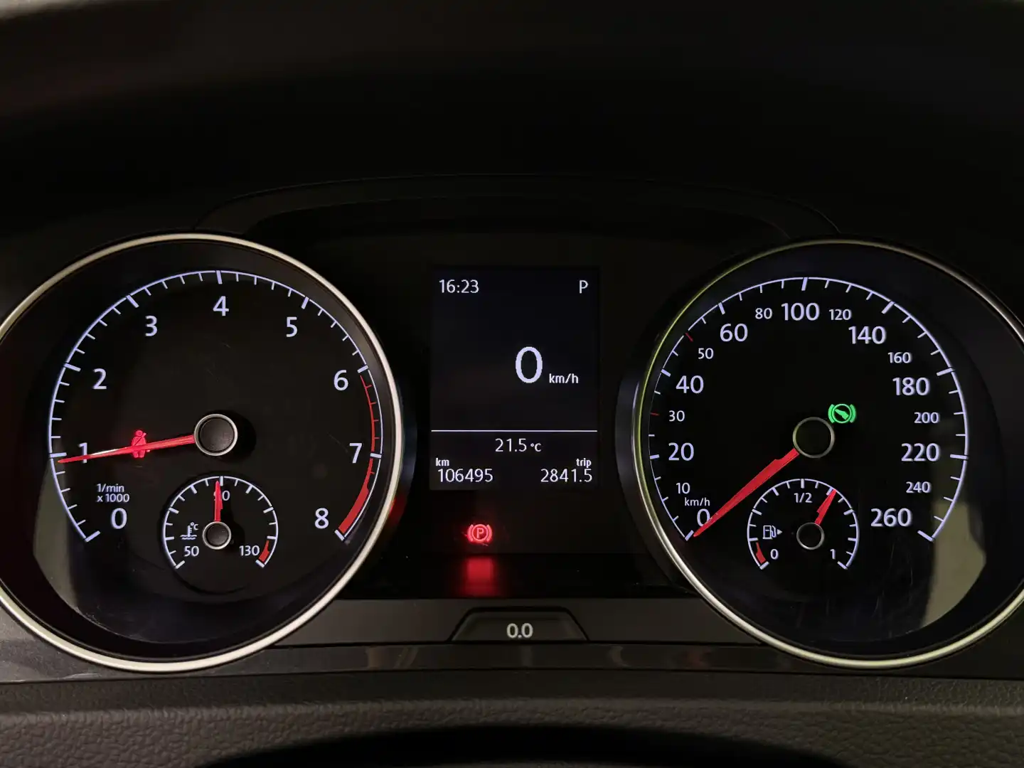 car-image