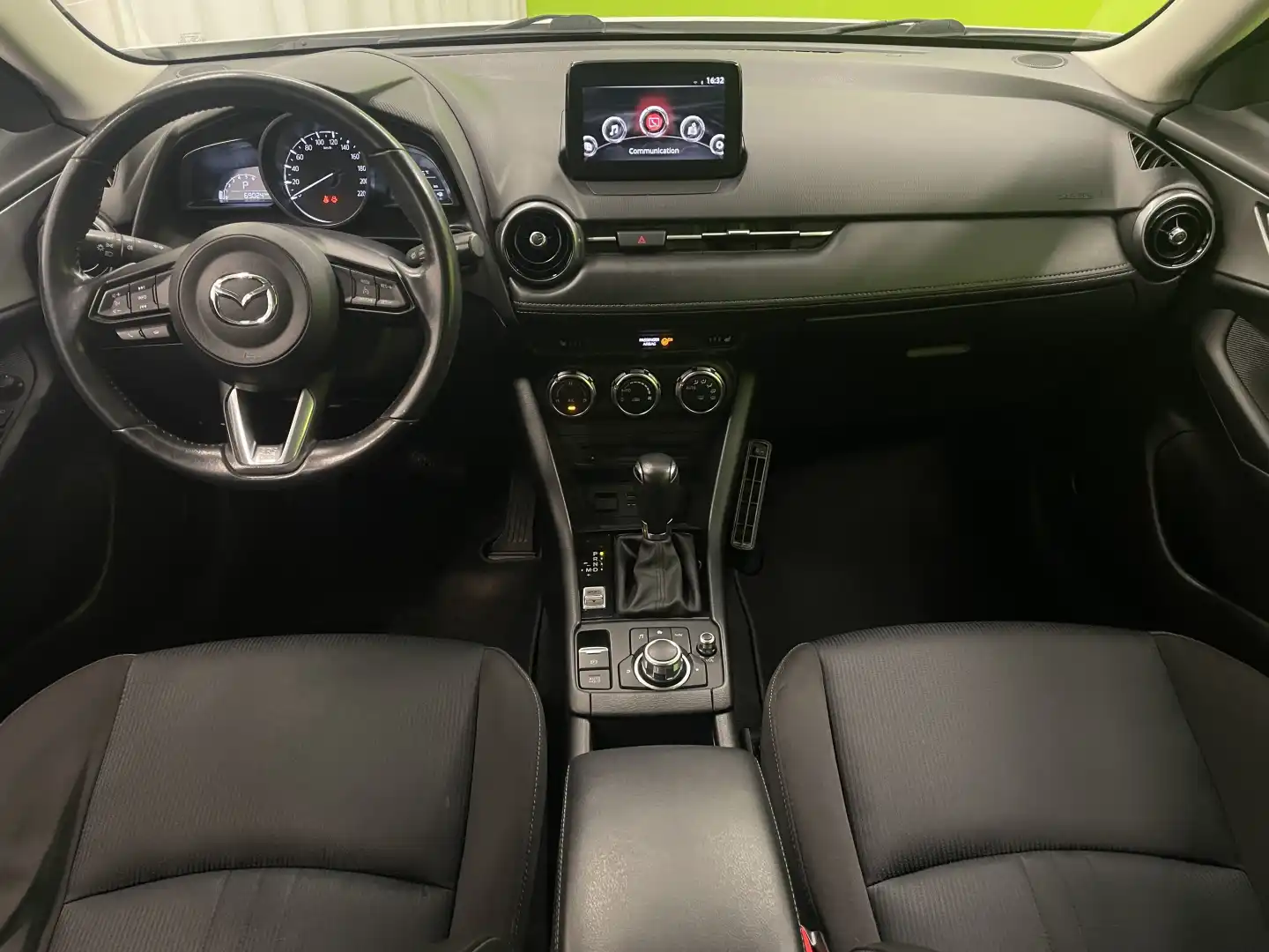 car-image