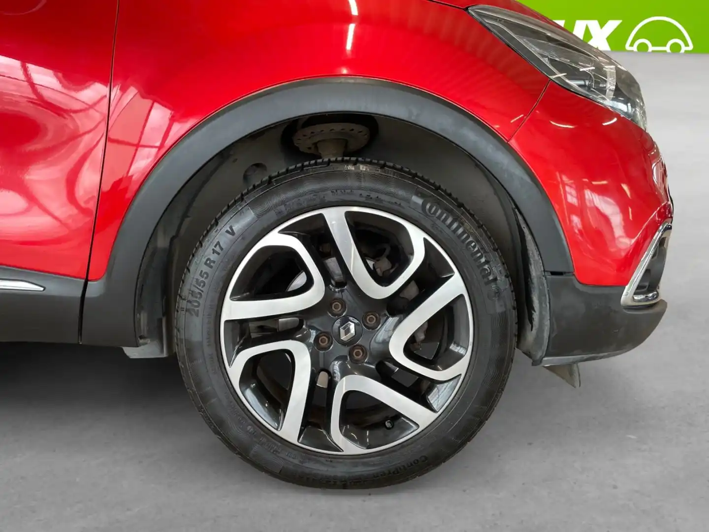 car-image