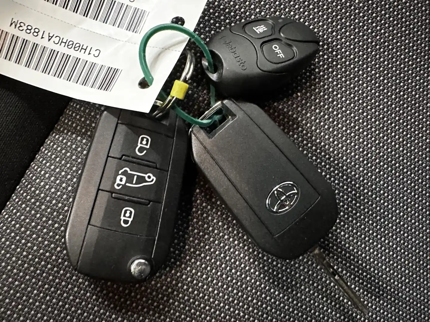 car-image